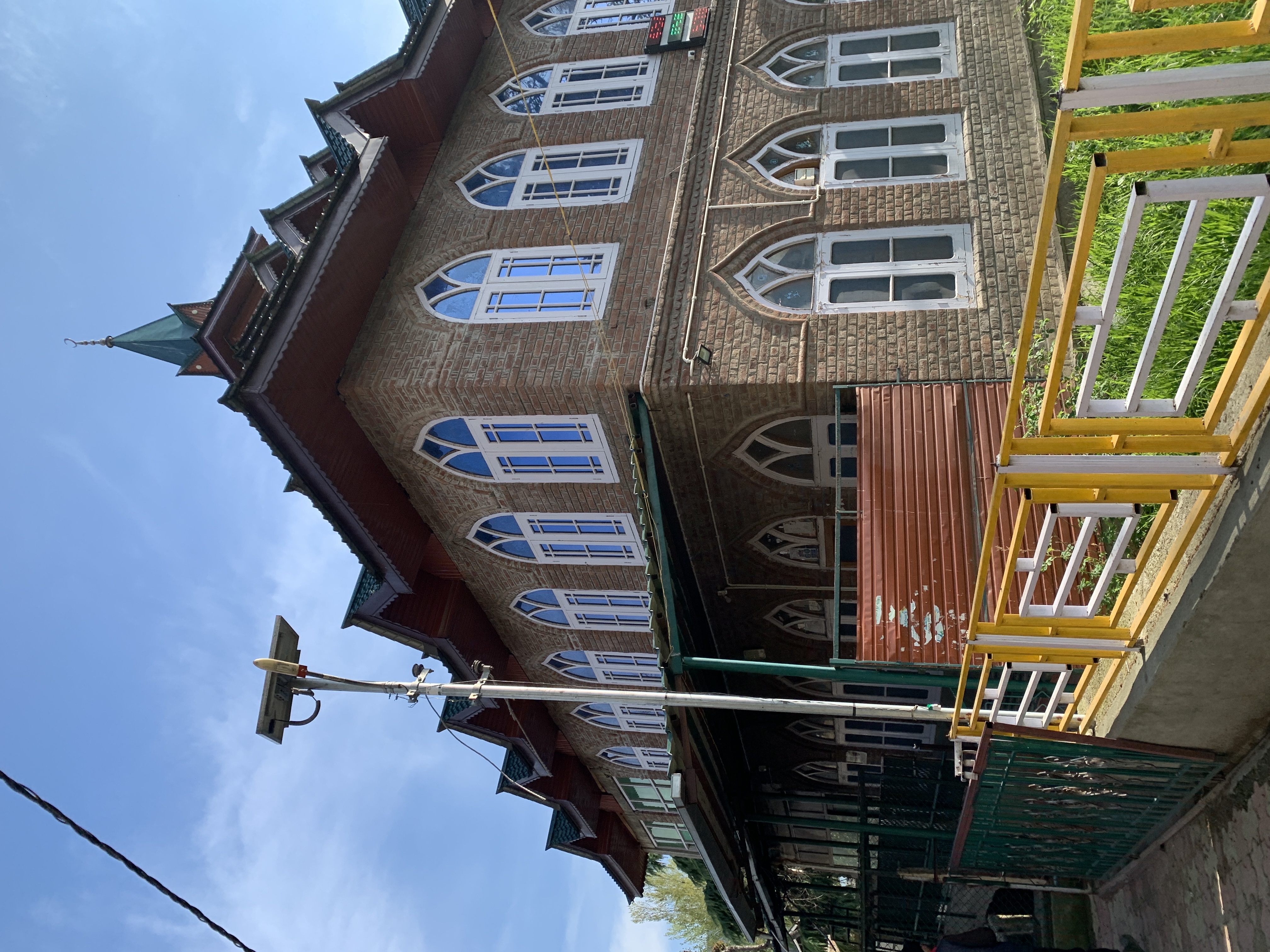 Masjid Shareef Nalyan Mir Mohalla Dadasara Tral