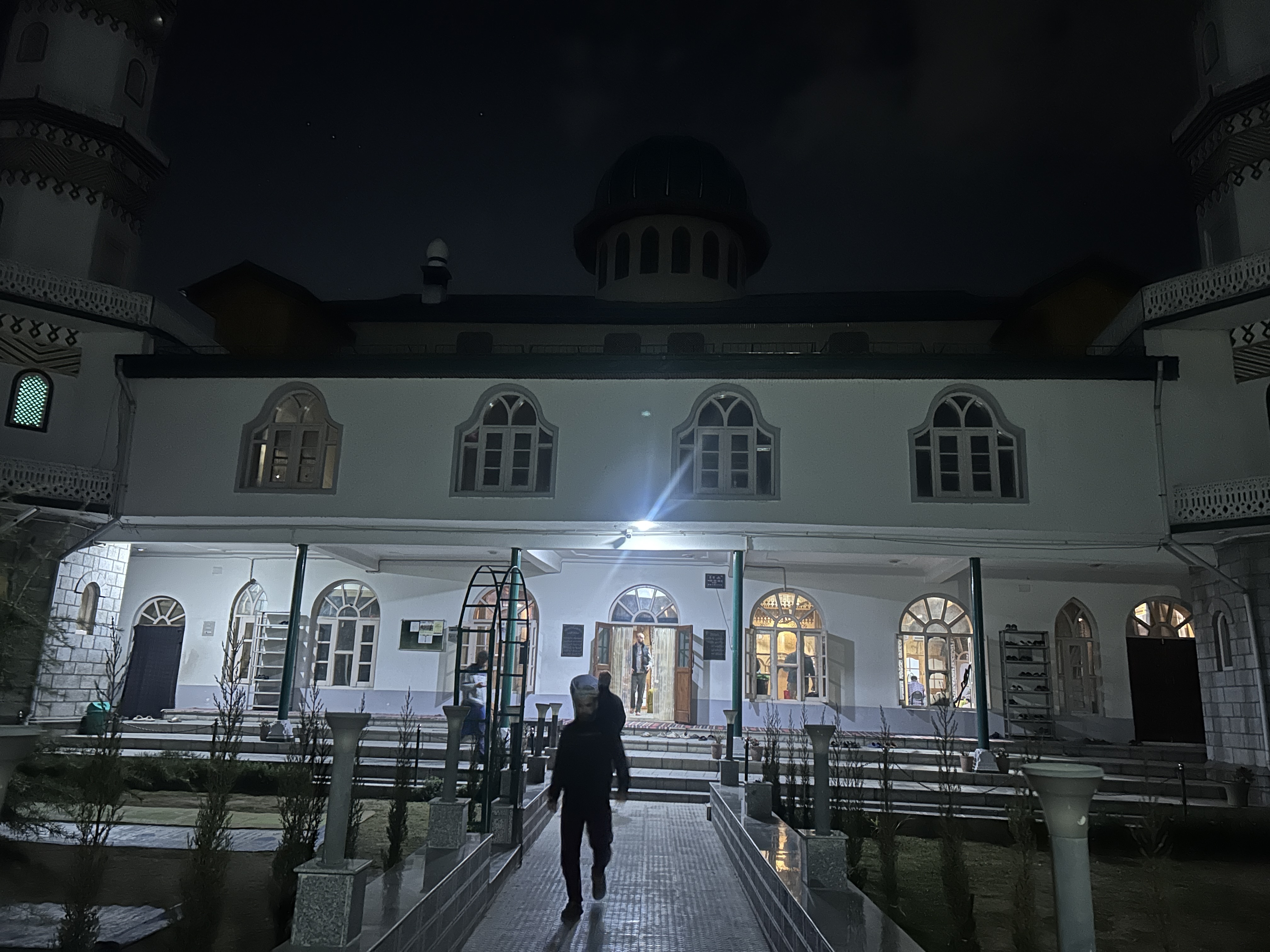 Masjid shareef Marjan Pora