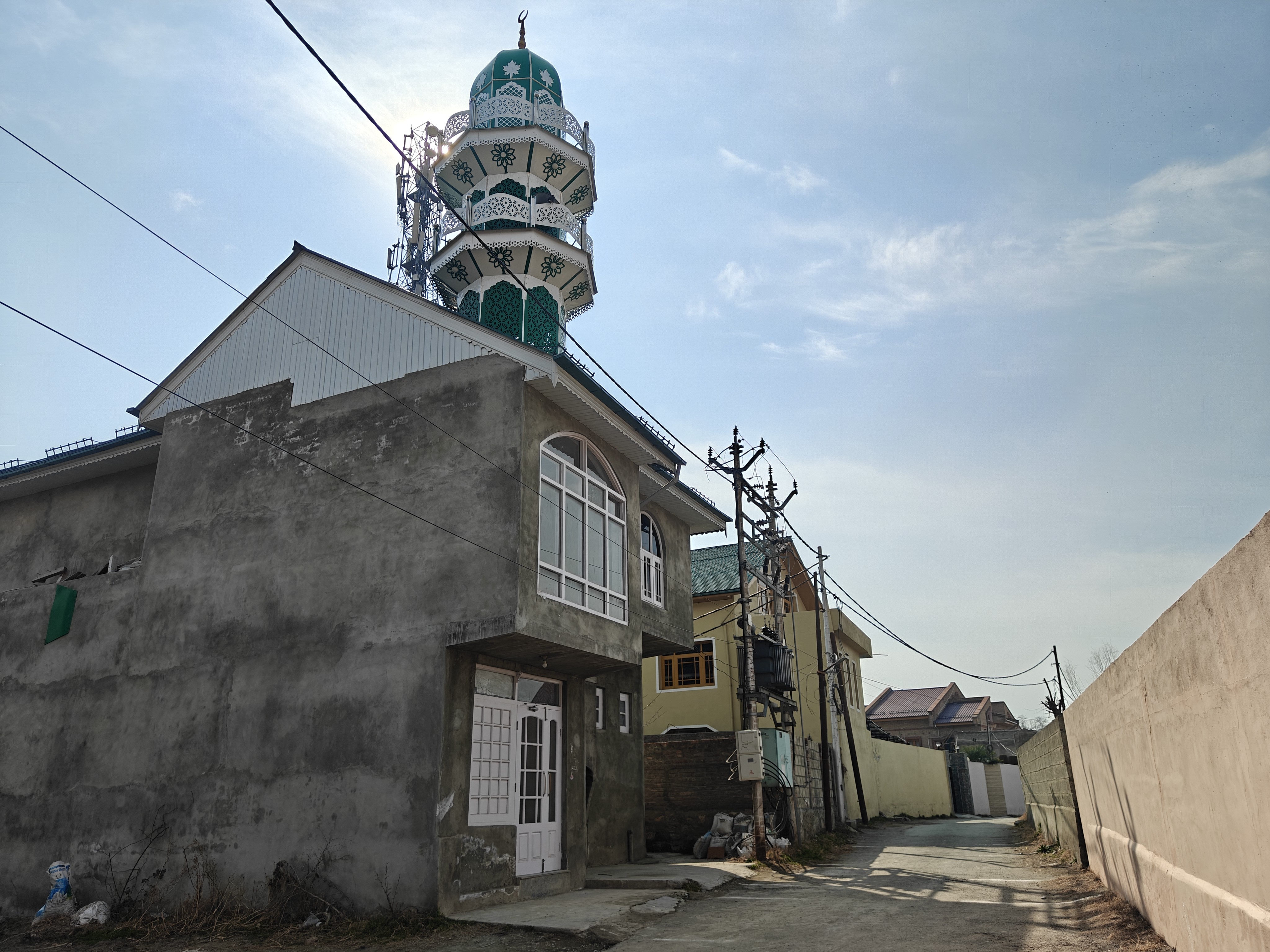 Masjid Owaisi Sir Syed Colony Kadlabal Pampore