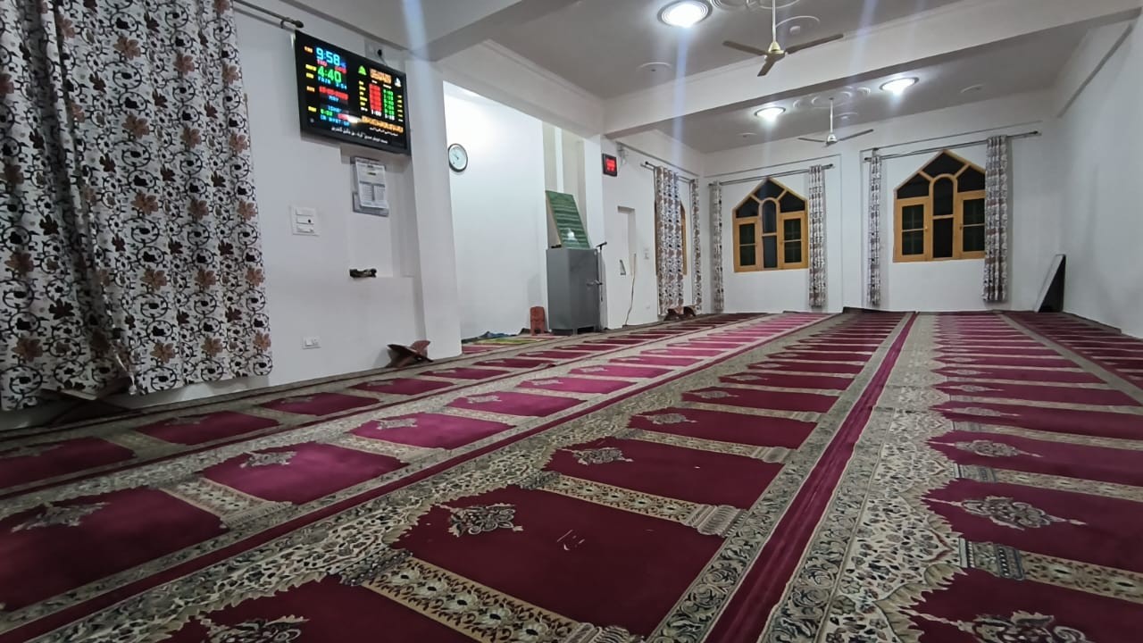 Masjid Abu Bakr (Rz) Gratbal