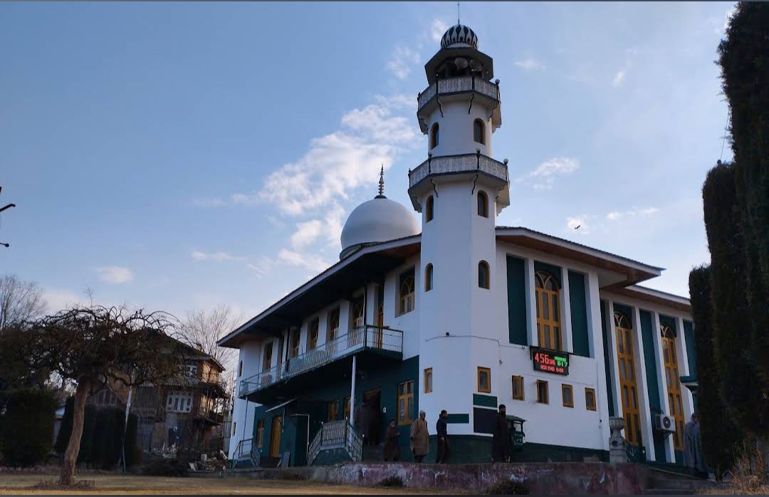 Sheikh Noor ud Din Jamia Masjid Gulshan Abad Charar-i-Sharief