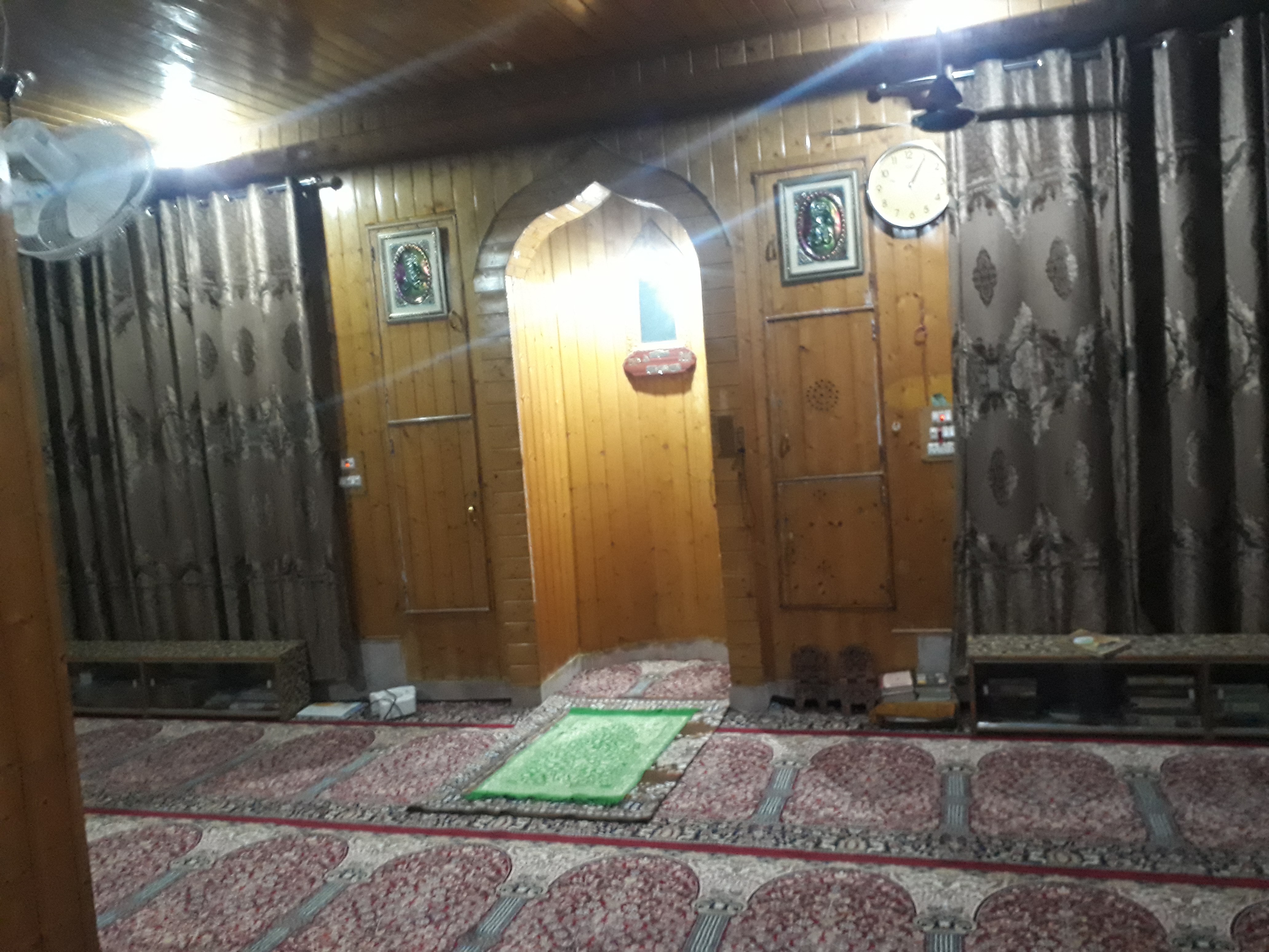 Masjid Rahmat al Lil Aalameen