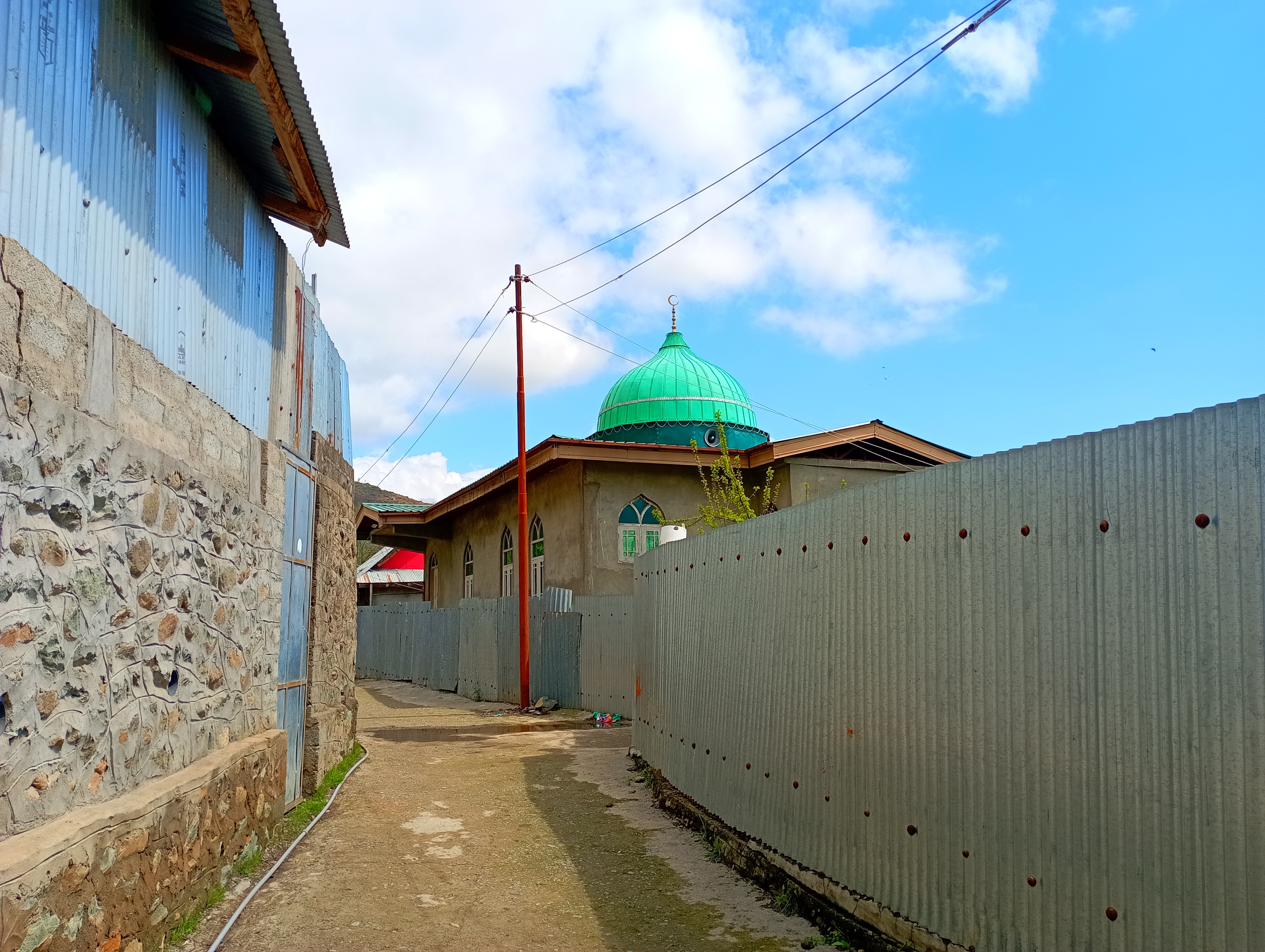MASJID E QADEEM ROOMI MOHALLA