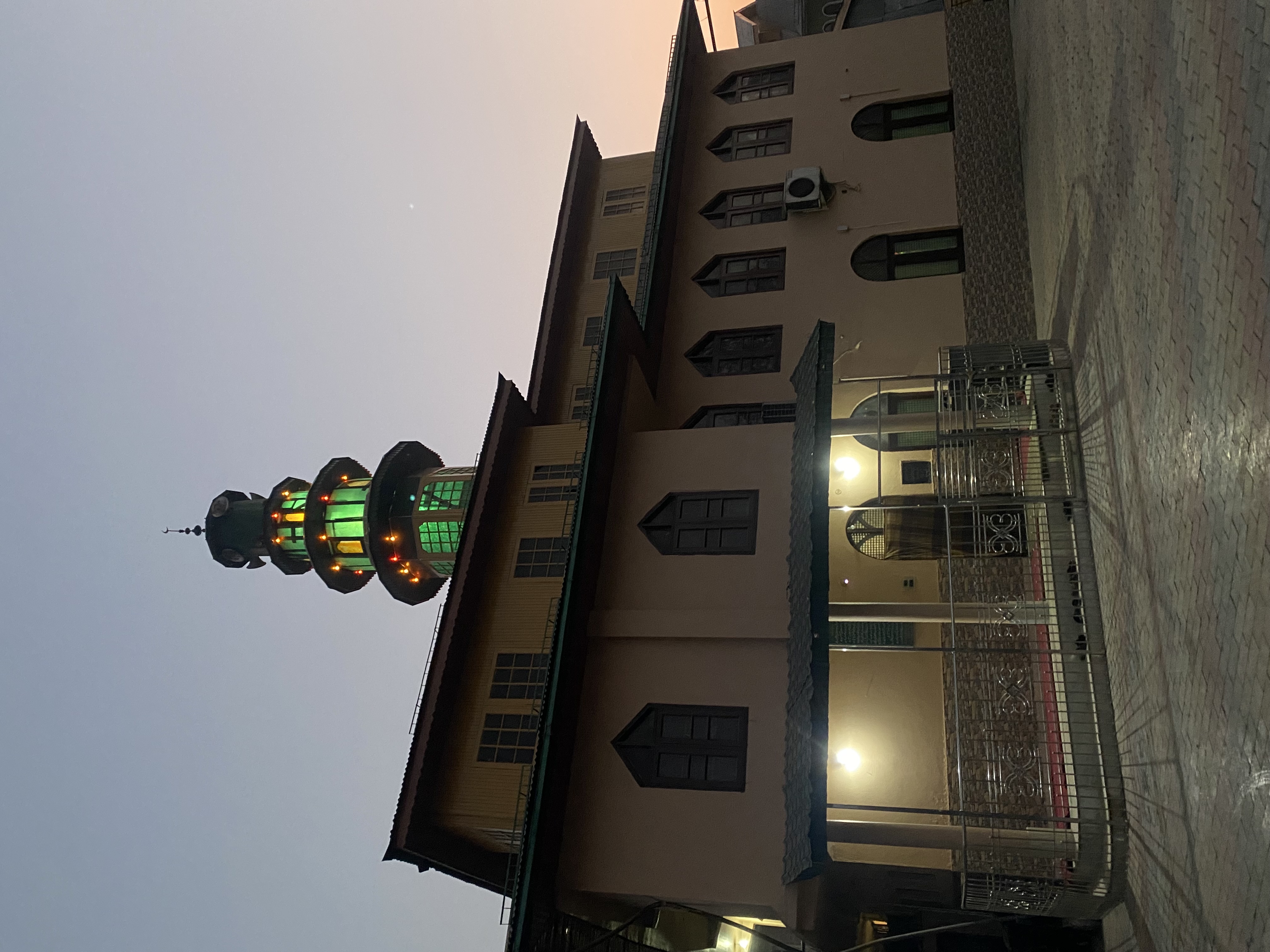 Masjid Alamdar