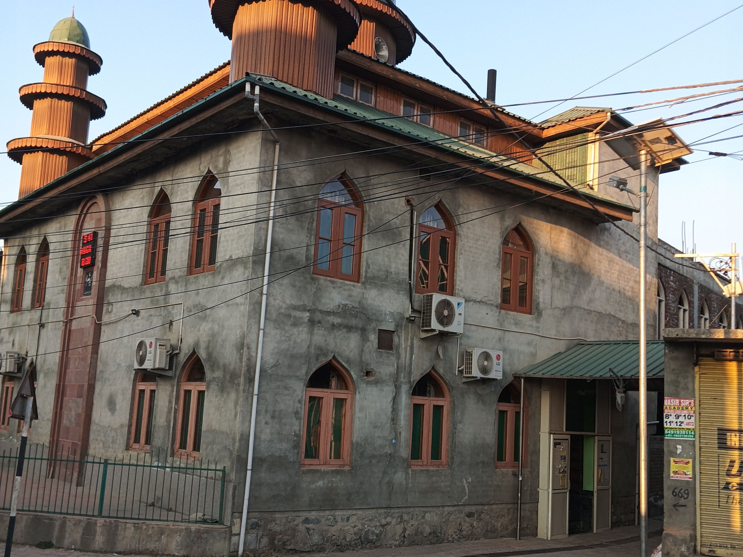 Masjid Umer